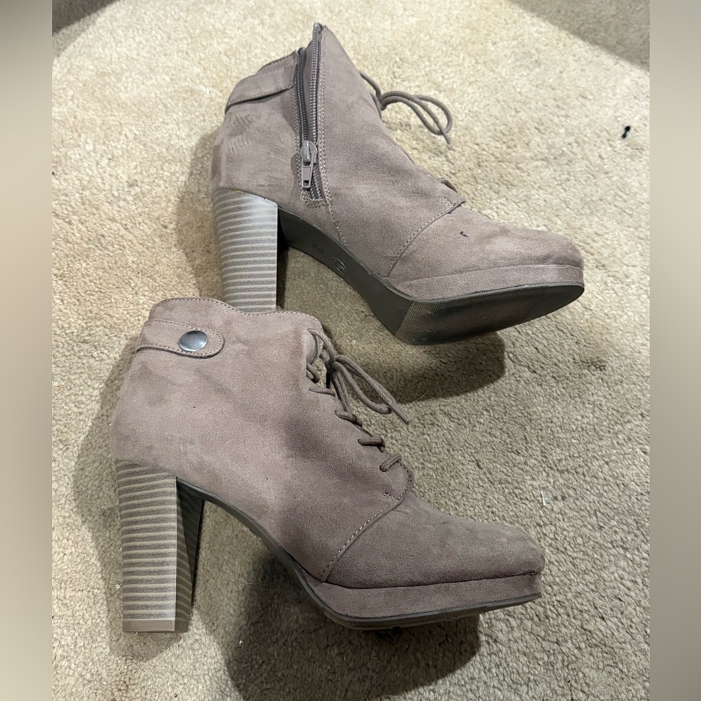 Arizona Jean Company Women's Heeled Boots - Taupe